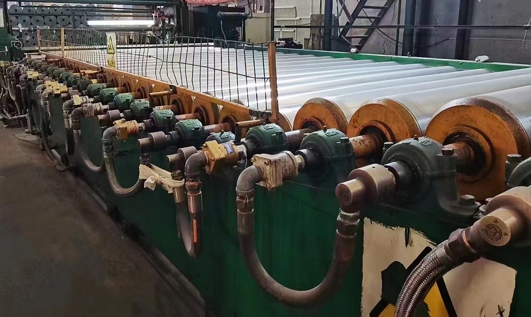 Hot Material During Cooling Shrinkage Cooling Roller